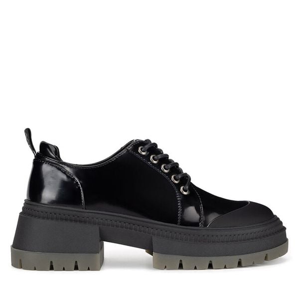 Półbuty Nine West. Czarne półbuty damskie Nine West, bez wzorów, bez obcasa, na płaskiej podeszwie, bez zapięcia. Za 167.99 zł.