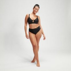 Góra od kostiumu kąpielowego damskiego Speedo Tri Bikini Top. Czarne bikini Speedo, bez wzorów. Za 319.86 zł.