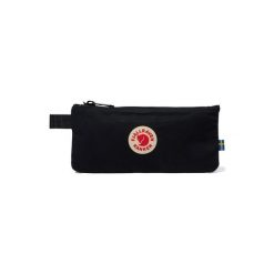 Piórnik Fjallraven Kanken Pen Case - black. Czarne buty zimowe męskie Fjällräven, bez wzorów, z bawełny, bez obcasa, bez zapięcia. Za 125.99 zł.