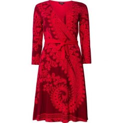 Desigual Sukienka damska Vest Marlene Rojo Oscuro 19WWVK50 3029 (rozmiar XS). Spódnice damskie Desigual, xs, bez wzorów, bez kołnierzyka, bez ramiączek. Za 370.00 zł.
