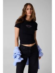 Guess T-Shirt 183486 Czarny Classic Fit. Czarne t-shirty damskie Guess, xl, z aplikacjami, bez kołnierzyka, bez ramiączek. Za 159.99 zł.