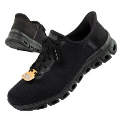 Buty sportowe damskie Skechers Glide Step wodoodporne Slip-ins. Czarne obuwie sportowe damskie Skechers, bez wzorów, bez zapięcia, trekkingowe. Za 279.00 zł.