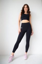 Legginsy z wysokim stanem do jogi i pilatesu 2skin Harmony black. Czarne legginsy damskie 2SkIN, bez wzorów, z materiału. Za 219.00 zł.