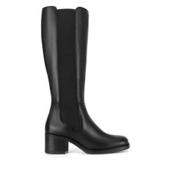 Kozaki GINO ROSSI. Czarne kozaki damskie Gino Rossi, bez wzorów, bez obcasa, na słupku, bez zapięcia. Za 479.99 zł.