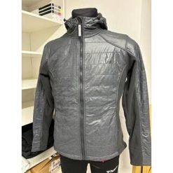 HUMMEL kurtka/bluza ciepła CLASSIC BEE WOMENS HYBRID JKT. Szare kurtki męskie Hummel, bez wzorów, sportowe, bez kaptura. Za 138.00 zł.