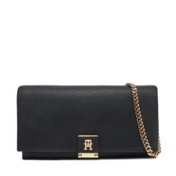 Torebka Tommy Hilfiger. Czarne torebki do ręki damskie Tommy Hilfiger, bez wzorów, bez dodatków. Za 649.99 zł.