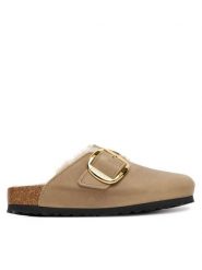 Birkenstock Klapki Boston Big Buckle Shearling 1030444 Brązowy. Brązowe klapki damskie Birkenstock, bez wzorów, ze skóry, bez obcasa, bez zapięcia. Za 759.99 zł.