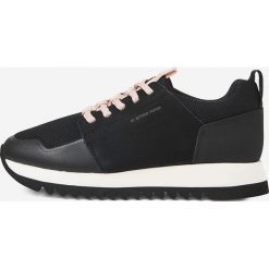G-Star Raw - Buty. Czarne obuwie sportowe damskie G-Star Raw, bez wzorów, z materiału, z okrągłym noskiem, bez zapięcia. W wyprzedaży za 369.90 zł.
