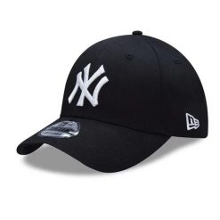 Czapka baseballowa New York Yankees. Czarne czapki damskie New Era, bez wzorów, casualowe. Za 227.50 zł.
