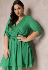 Zielona Sukienka Mini z Gumką w Talii i Koronkowymi Wstawkami Kelia. Zielone sukienki damskie Renee, na co dzień, l, bez wzorów, z koronki, eleganckie, bez kołnierzyka, bez ramiączek, mini, kopertowe. Za 89.99 zł.