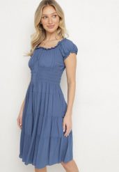 Granatowa Bawełniana Rozkloszowana Sukienka z Guzikami i Bufiastymi Rękawami Annivi. Niebieskie sukienki damskie Born2be, na co dzień, l, bez wzorów, z bawełny, eleganckie, bez kołnierzyka, bez ramiączek, midi, rozkloszowane. Za 39.99 zł.