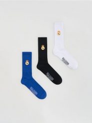 Skarpety Real Madrid - niebieski. Niebieskie skarpety męskie Reserved, bez wzorów. Za 69.99 zł.