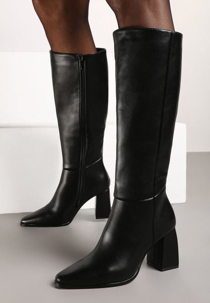 Czarne Kozaki na Obcasie z Dopasowaną Cholewką Lannita. Czarne kozaki damskie Born2be, na zimę, bez wzorów, bez obcasa, na obcasie, bez zapięcia. Za 109.99 zł.