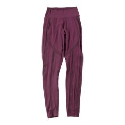 Second life - Legginsy damskie Gymshark do biegania - Stan bardzo dobry. Czerwone legginsy damskie GYMSHARK, l, bez wzorów, z materiału, do biegania. Za 85.16 zł.