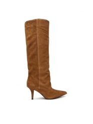 Guess Kozaki FLFLAN SUE11 Brązowy jasny. Brązowe kozaki damskie Guess, z aplikacjami, ze skóry, bez obcasa, na szpilce, bez zapięcia. Za 1,059.00 zł.