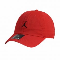 Czapka z daszkiem Air Jordan Jumpman Club Cap Czerwona FD5185-687. Czerwone czapki damskie Jordan, bez wzorów, sportowe. Za 129.99 zł.
