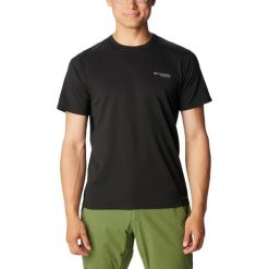 Koszulka sportowa męska Columbia Summit Valley Short Sleeve Crew z krótkim rękaw. Czarne koszulki sportowe męskie Columbia, l, bez wzorów, z poliesteru, bez ramiączek. Za 239.00 zł.
