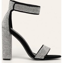 Public Desire - Sandały. Czarne sandały damskie Public Desire, bez wzorów, z materiału, bez obcasa, na obcasie, bez zapięcia. Za 169.90 zł.