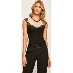 Morgan - Bluzka. Czarne bluzki damskie Morgan, m, z aplikacjami, z dzianiny, bez kołnierzyka, bez ramiączek. Za 199.90 zł.