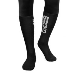 Skarpetki narciarskie i snowboardowe dla Sporty zimowe Siroko K-Core Sledge. Czarne skarpetki damskie SIROKO, bez wzorów, z tkaniny. W wyprzedaży za 36.95 zł.