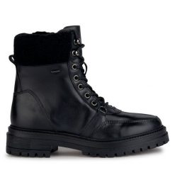 Botki Geox. Czarne botki damskie Geox, bez wzorów, bez obcasa, na płaskiej podeszwie, bez zapięcia. Za 799.99 zł.