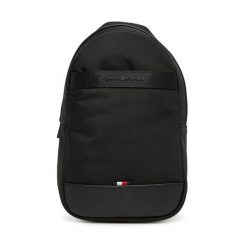 Plecak Tommy Hilfiger. Czarne plecaki męskie Tommy Hilfiger, bez wzorów, z nylonu, sportowe. Za 389.99 zł.