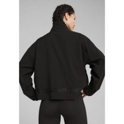 Damska kurtka LACE PUMA Black. Czarne kurtki sportowe damskie Puma, s, bez wzorów, bez ramiączek, z kapturem, trekkingowe. W wyprzedaży za 184.00 zł.