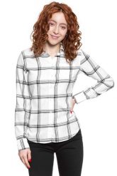 KOSZULA DAMSKA KOSZULA WRANGLER REGULAR 1PKT SHIRT OFF WHITE W5Q5OR737 112130294. Białe koszule damskie Wrangler, s, bez wzorów, bez kołnierzyka, bez ramiączek. Za 129.99 zł.