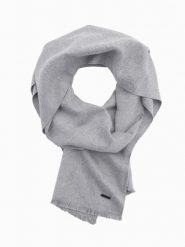 Męski monochromatyczny szalik z frędzlami – szary V3 OM-ACSF-0116 - uniwersalny. Szare szaliki męskie Ombre Clothing, z aplikacjami, z bawełny. Za 71.99 zł.