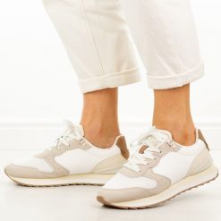 Lt.Beżowe sneakersy damskie McArthur Ma257w. Brązowe obuwie sportowe damskie McArthur, na jesień, bez wzorów, z dresówki, z okrągłym noskiem, bez zapięcia. Za 239.00 zł.