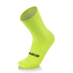 Skarpetki Mb Wear Pro H15. Żółte skarpetki damskie MB WEAR, bez wzorów, z elastanu. Za 91.85 zł.