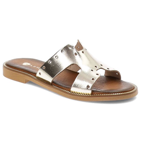 Złote Klapki Armodo Wygodne Obuwie Damskie. Żółte klapki damskie Armodo, na lato, bez wzorów, z materiału, eleganckie, bez obcasa, na obcasie, bez zapięcia. Za 209.00 zł.