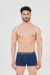 GUESS Bokserki 3-pack: 2 x granatowy 1x biały. Białe bokserki męskie Guess, z aplikacjami, z bawełny. W wyprzedaży za 169.99 zł.