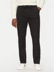 Guess Spodnie materiałowe M5RB51 WGXW1 Czarny Regular Fit. Czarne spodnie materiałowe męskie Guess, z aplikacjami, z bawełny. Za 279.99 zł.