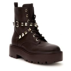 Trapery Guess. Brązowe trapery damskie Guess, bez zapięcia. Za 839.99 zł.