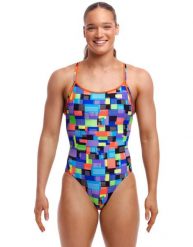 Strój kąpielowy jednoczęściowy FUNKITA Chip Set - Diamond Back. Niebieskie stroje kąpielowe damskie Funkita, s, bez wzorów, z elastanu. Za 179.00 zł.