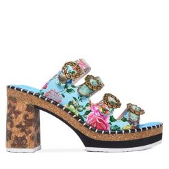 Klapki Laura Vita. Niebieskie klapki damskie Laura Vita, bez wzorów, bez obcasa, bez zapięcia. Za 439.99 zł.