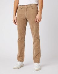 MĘSKIE SPODNIE MATERIAŁOWE WRANGLER GREENSBORO FLAX W15QA2C04 112141185. Białe spodnie materiałowe męskie Wrangler, bez wzorów, z materiału. Za 199.99 zł.