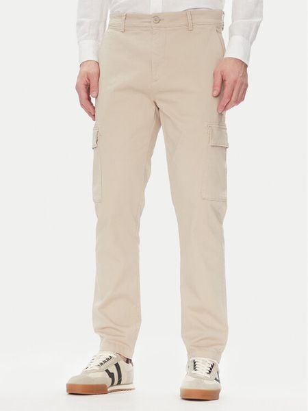 Pepe Jeans Spodnie materiałowe PM211907 Beżowy Slim Fit. Brązowe spodnie materiałowe męskie Pepe Jeans, bez wzorów, z bawełny. Za 249.99 zł.