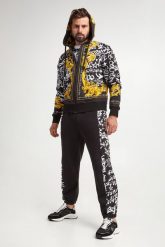 Spodnie dresowe męskie VERSACE JEANS COUTRE. Spodnie sportowe męskie Versace Jeans Couture, m, bez wzorów, z dresówki. W wyprzedaży za 1,049.30 zł.