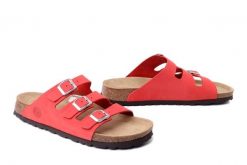 DR. BRINKMANN 701004-04 rot, klapki damskie. Czerwone klapki damskie Dr. Brinkmann, na lato, bez wzorów, ze skóry, bez obcasa, bez zapięcia. Za 269.90 zł.