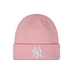Czapka damska New Era Female Essential Cuff Beanie New York Yankees. Czerwone czapki damskie New Era, na jesień, bez wzorów. Za 109.99 zł.