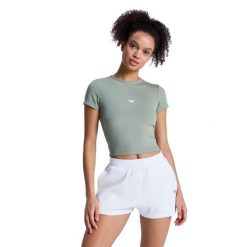 Elastyczne spodenki dla Kobiety RISE & VIBE Biały. Białe szorty damskie Roxy, bez wzorów, z elastanu. Za 189.99 zł.