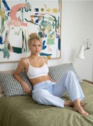 Spodnie od piżamy w paski - błękitny. Niebieskie piżamy damskie Sinsay, bez wzorów, bez ramiączek. Za 25.99 zł.