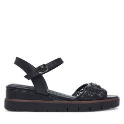 Sandały Tamaris. Czarne sandały damskie Tamaris, bez wzorów, bez obcasa, na koturnie, bez zapięcia. Za 329.99 zł.