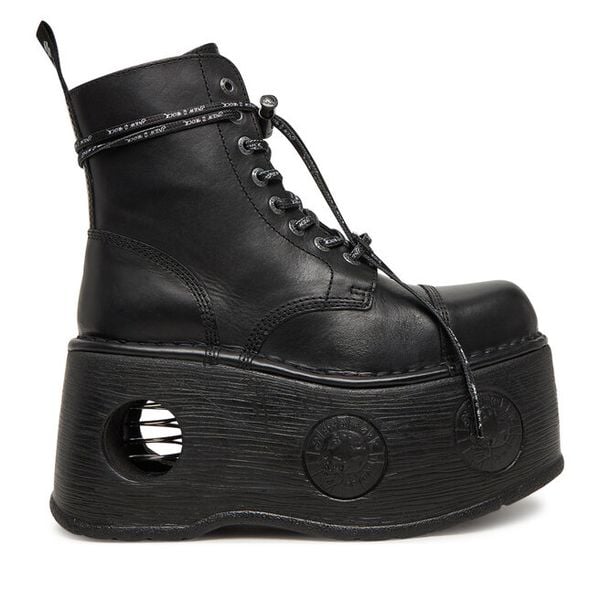 Trzewiki NEW ROCK. Czarne botki damskie NEW ROCK, bez wzorów, rockowe, bez obcasa, na koturnie, bez zapięcia. Za 1,089.00 zł.