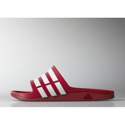 Czerwone Klapki adidas Duramo Slide M G15886. Czerwone klapki męskie Adidas, bez wzorów, z gumy, bez zapięcia. W wyprzedaży za 108.96 zł.