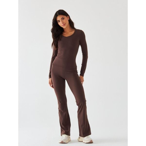 Legginsy Dzwony - Morning Dew BeShaped. Brązowe legginsy damskie BESHAPED, bez wzorów, z elastanu. Za 219.00 zł.