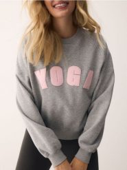 Bawełniana bluza z napisem - jasnoszary. Szare bluzy damskie Reserved, l, bez wzorów, z bawełny, bez ramiączek, bez kaptura. W wyprzedaży za 59.99 zł.