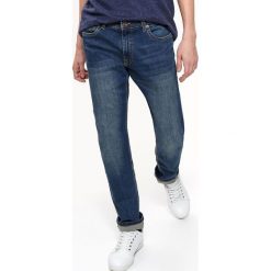 SPODNIE DENIM REGULAR FIT. Spodnie materiałowe męskie TOP SECRET, bez wzorów, z denimu. W wyprzedaży za 49.99 zł.
